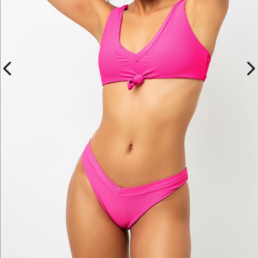 COPY - Frankie’s Bikinis Austin Bottom “Fuschia”